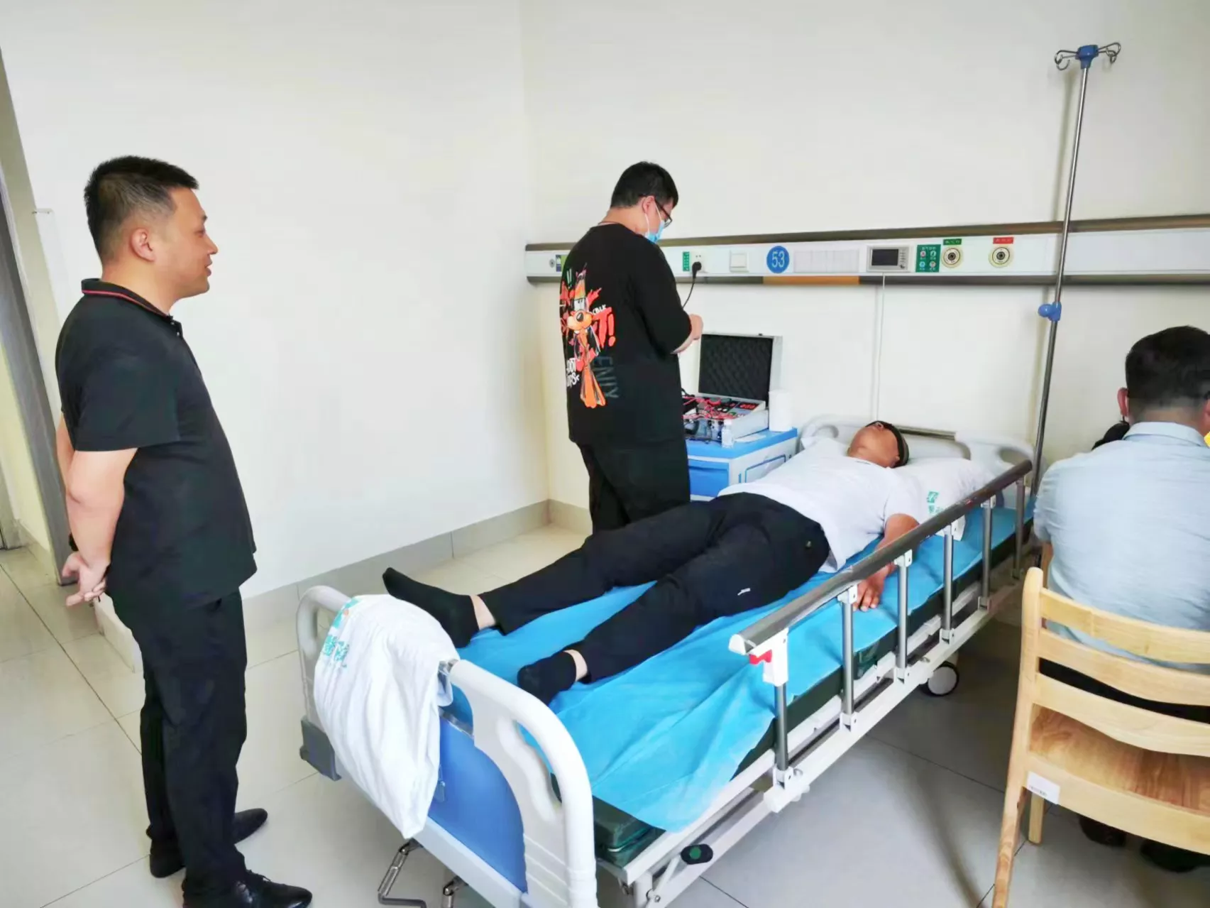 珍爱光明活动—义诊暖人心呵护眼健康