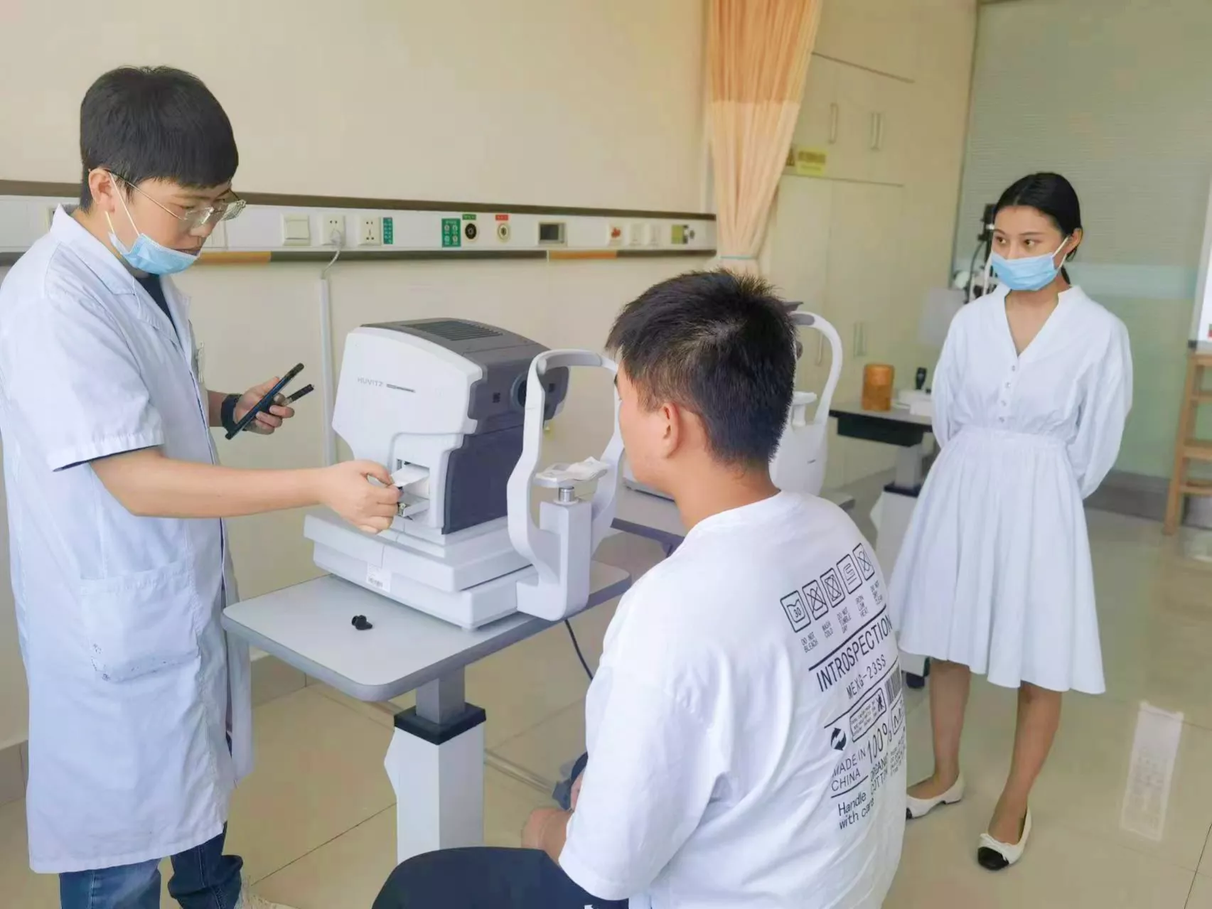 珍爱光明活动—义诊暖人心呵护眼健康